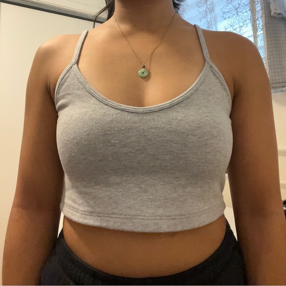 Brandy Melville Cropped Tank - Picture 5 of 5